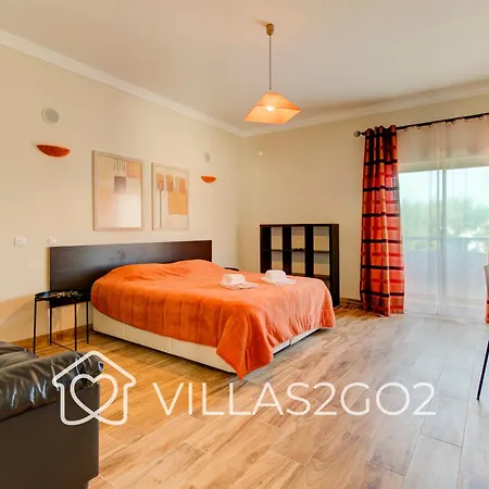 Grace - 5 Bedroom With Swimming Pool 알부페이라