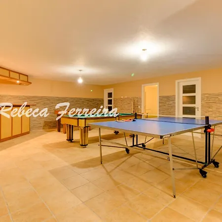 Grace - 5 Bedroom With Swimming Pool Villa *