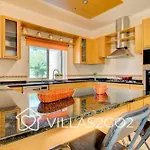 Βίλα Grace - 5 Bedroom With Swimming Pool
