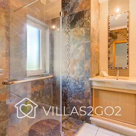 Вилла Grace - 5 Bedroom With Swimming Pool *