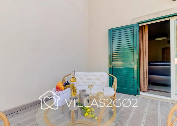 Villa Grace - 5 Bedroom With Swimming Pool *