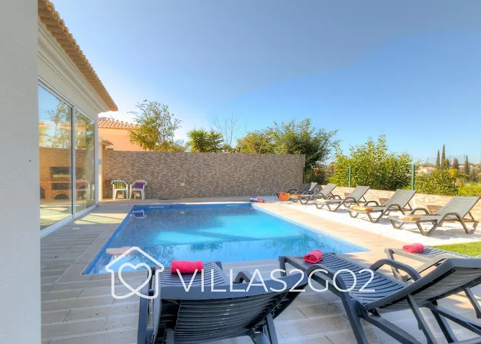 Villa Grace - 5 Bedroom With Swimming Pool *