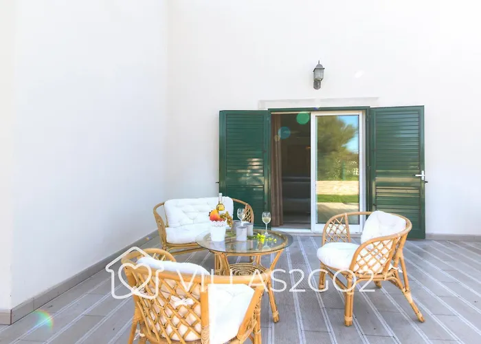 Grace - 5 Bedroom With Swimming Pool Villa