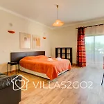 Grace - 5 Bedroom With Swimming Pool אלבופיירה