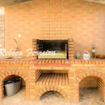 Grace - 5 Bedroom With Swimming Pool וילה *