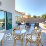 Grace - 5 Bedroom With Swimming Pool *