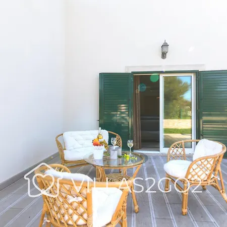 Grace - 5 Bedroom With Swimming Pool Vila