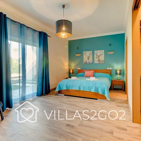 Grace - 5 Bedroom With Swimming Pool *